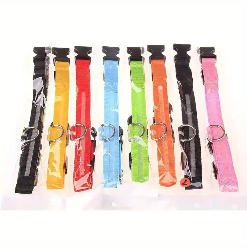 Nylon LED Pet Dog Collar, Night Safety Flashing Glow in The Dark Dog Leash, Dogs Luminous Fluorescent Collars Pet Supplies